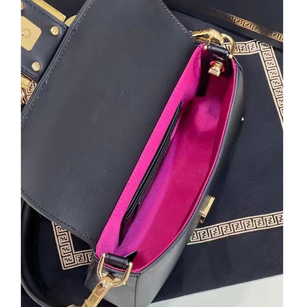 2022 Fendi Brooch mini baguette