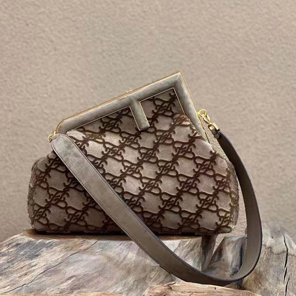 2022 Fendi First Medium