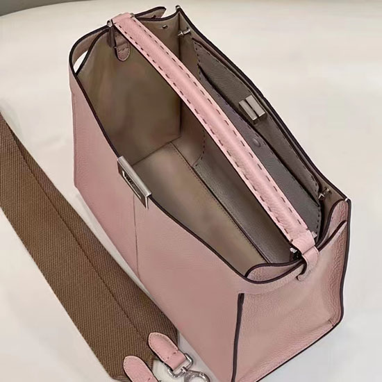 2022 Fendi Peekaboo