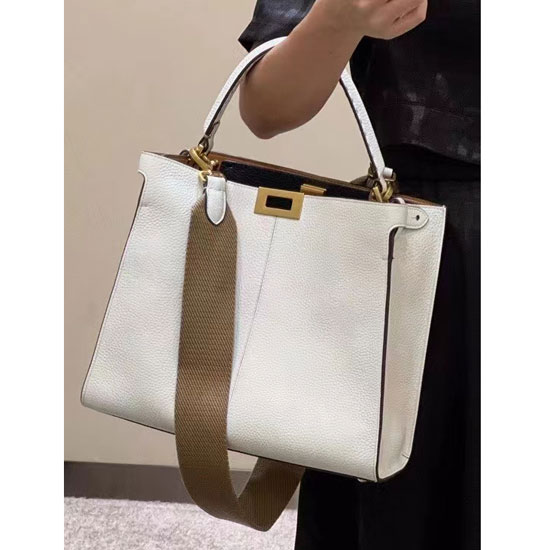 2022 Fendi Peekaboo