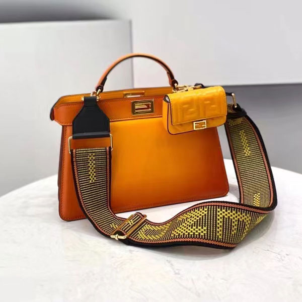 2022 Fendi Peekaboo ISeeU Medium