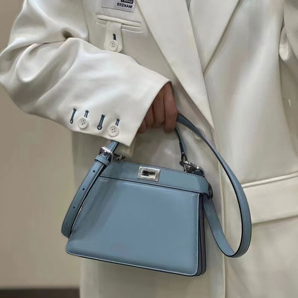 2022 Fendi Peekaboo ISeeU Petite