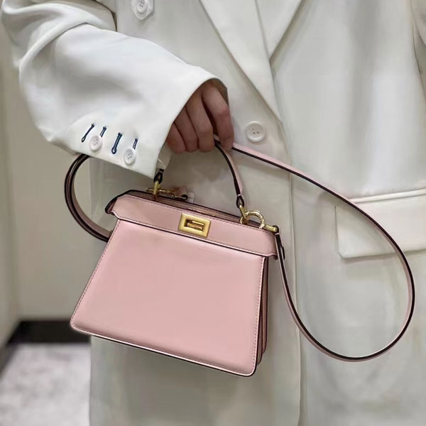 2022 Fendi Peekaboo ISeeU Petite