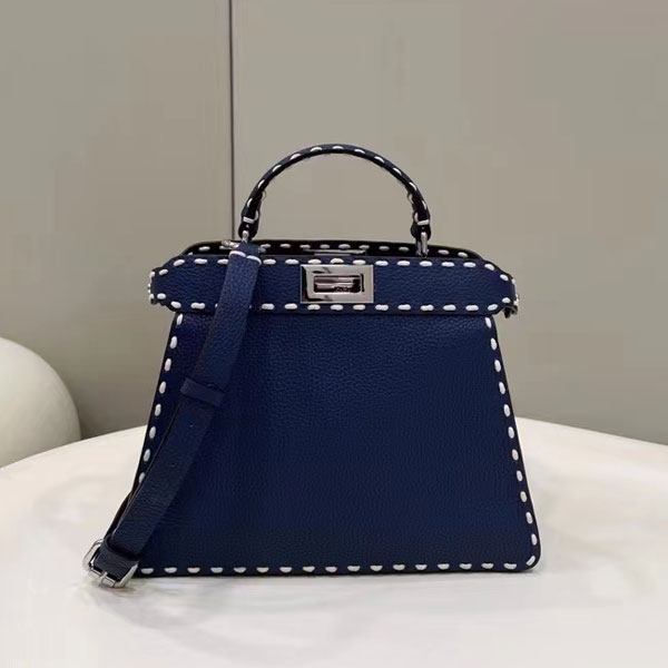 2022 Fendi Peekaboo Iseeu Small