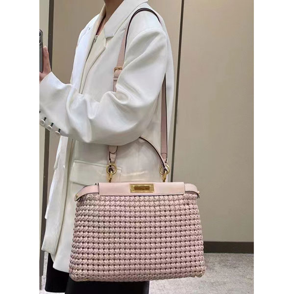 2022 Fendi Peekaboo Medium