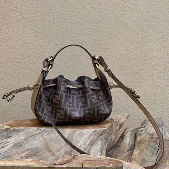 2022 Fendi Pomodorino
