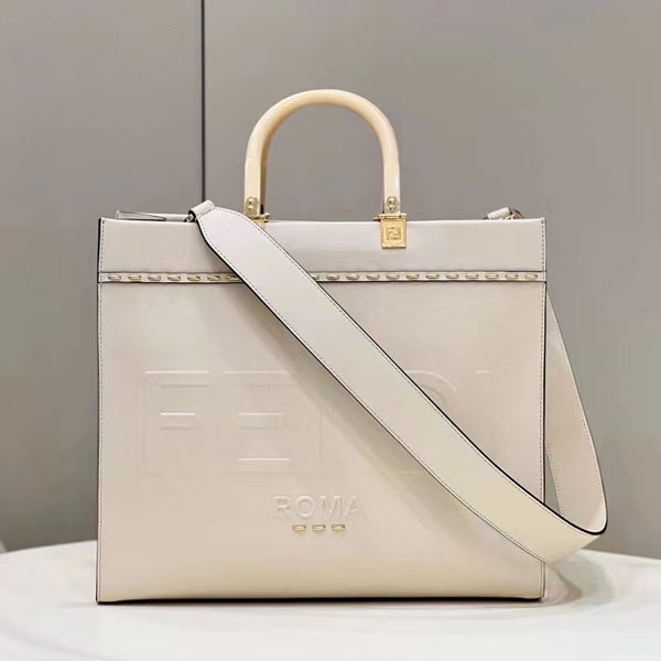 2022 Fendi Sunshine Medium