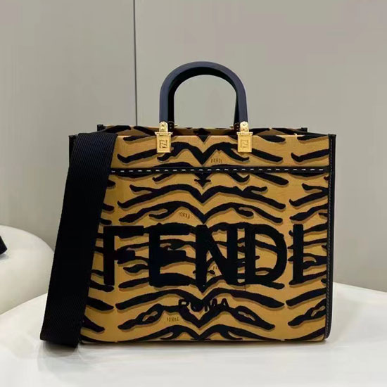2022 Fendi Sunshine Medium
