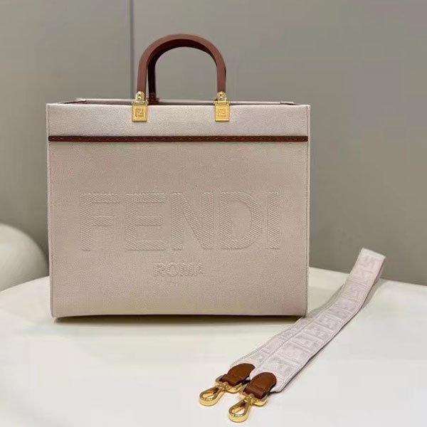 2022 Fendi Sunshine Medium