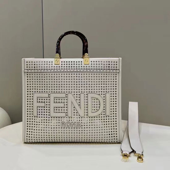 2022 Fendi Sunshine Medium