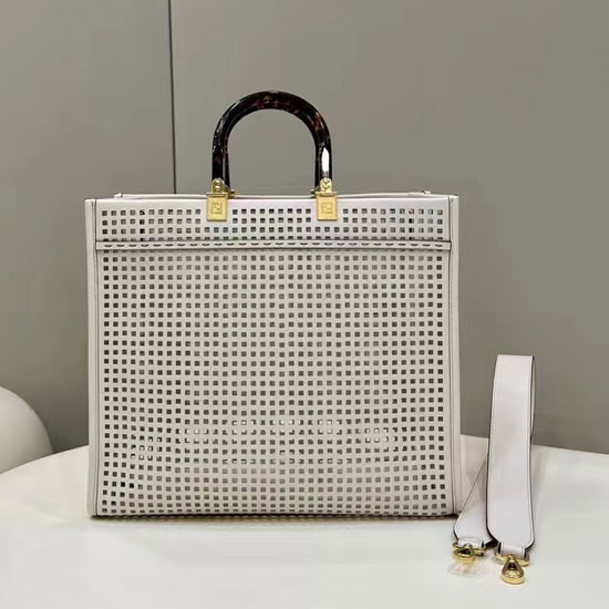 2022 Fendi Sunshine Medium