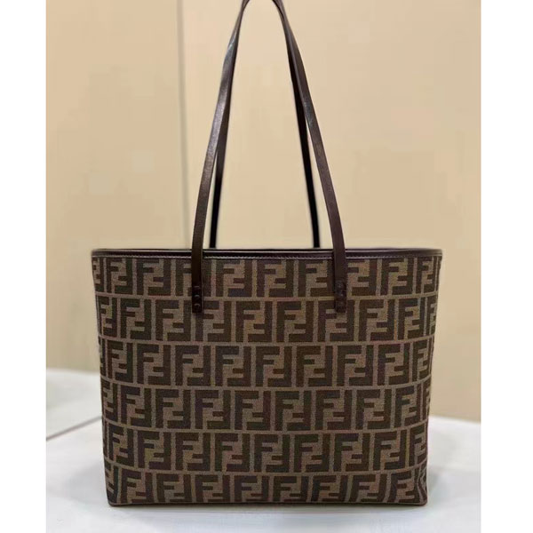 2022 Fendi Tote