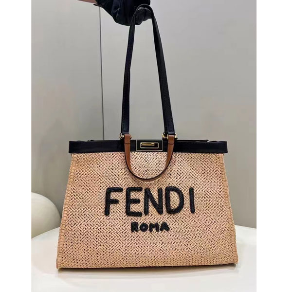2022 Fendi Tote