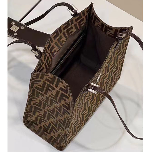 2022 Fendi shoulder