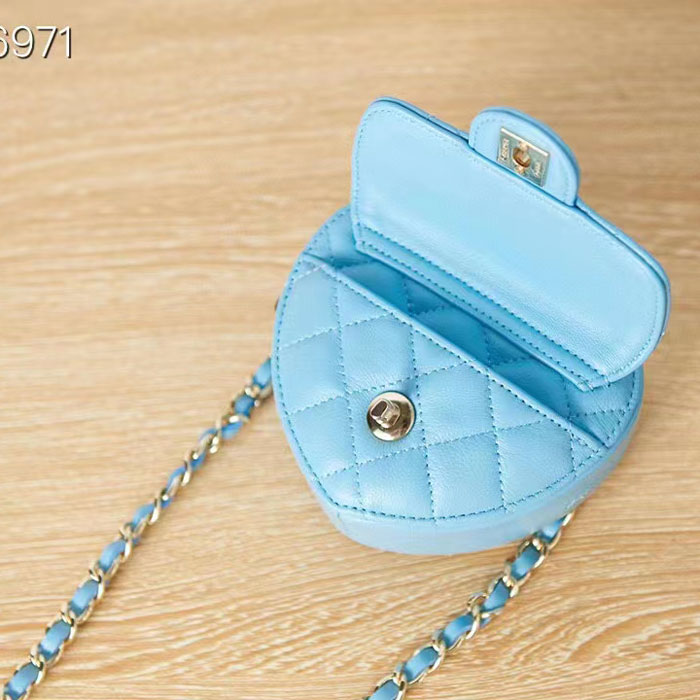 2022 chanel Heart Zipped Arm Coin Purse