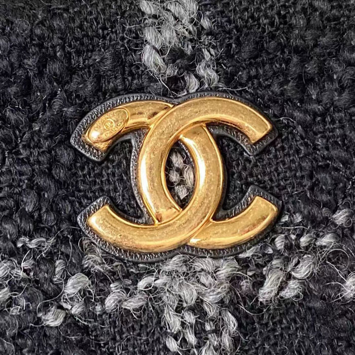 2023 CHANEL MAXI HOBO BAG