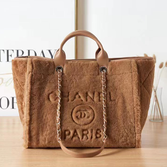 2023 CHANEL SHOPPING BAG