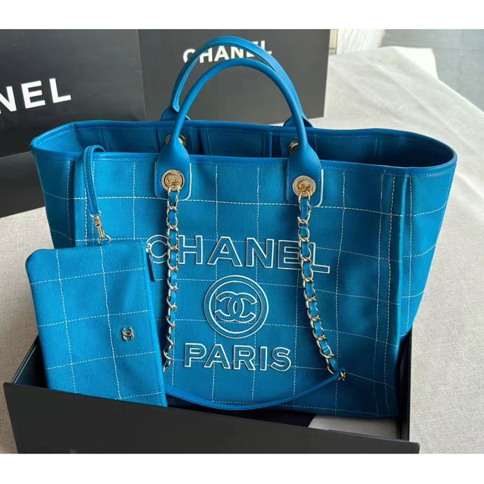 2023 CHANEL SHOPPING BAG