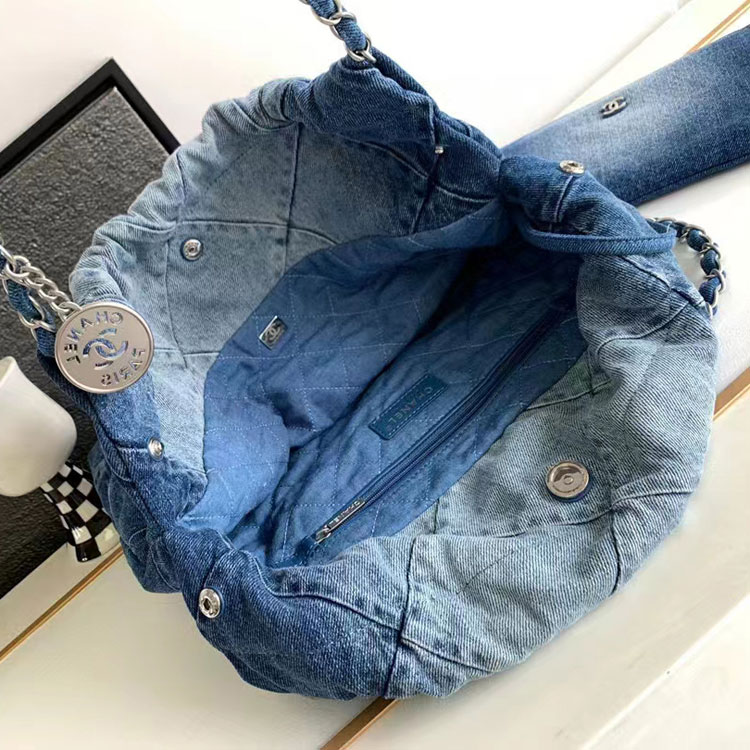 2023 Chanel Shopping Bag