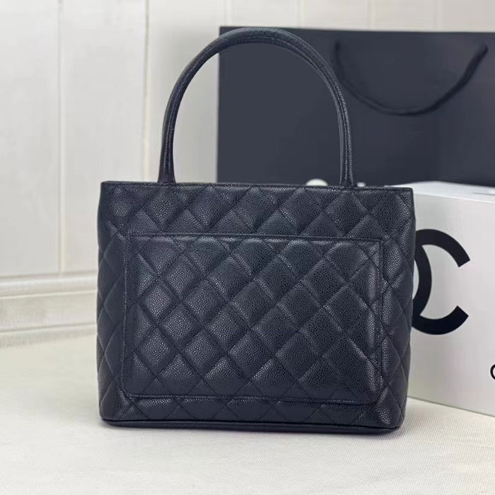 2023 Chanel Vintage tote bag