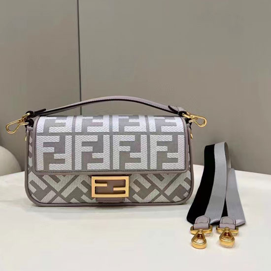 2023 Fendi Baguette