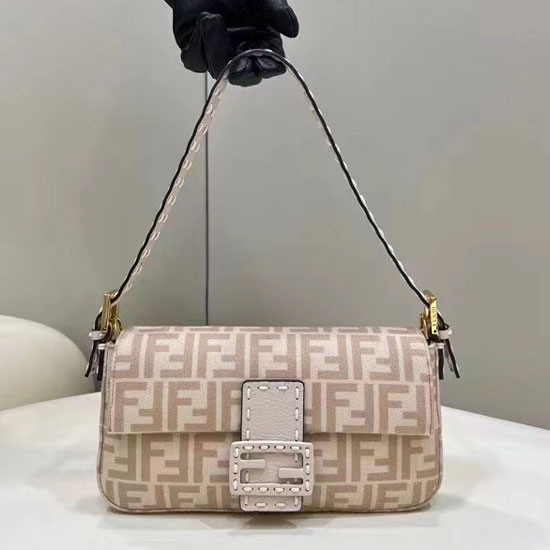 2023 Fendi Baguette