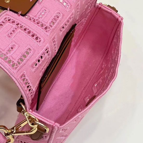 2023 Fendi Baguette