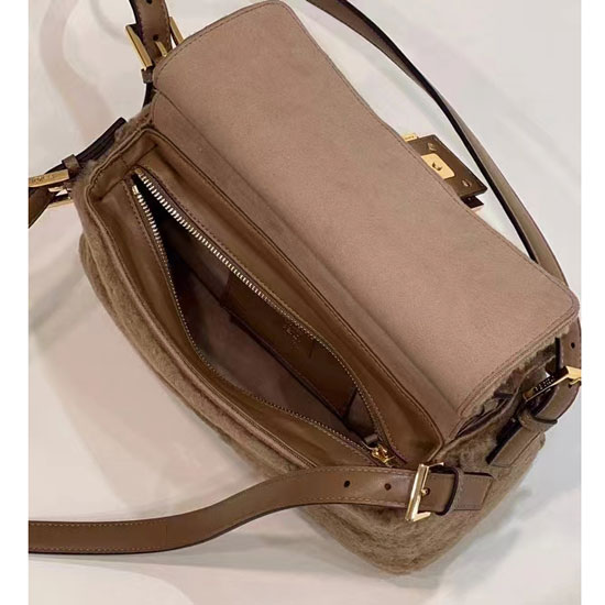 2023 Fendi Baguette