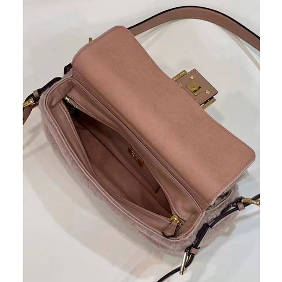 2023 Fendi Baguette