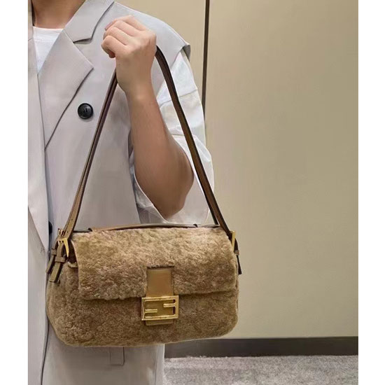 2023 Fendi Baguette