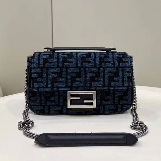 2023 Fendi Baguette Chain Midi