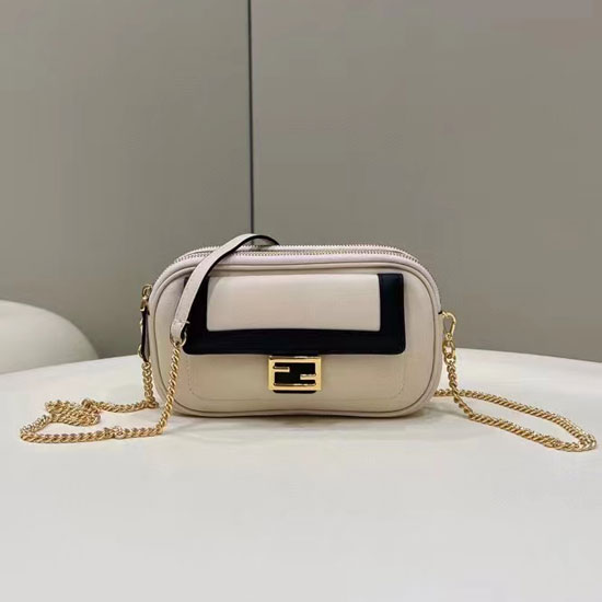 2023 Fendi Easy Baguette