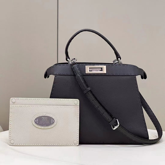 2023 Fendi Peekaboo ISeeU Medium