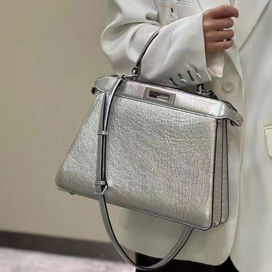 2023 Fendi Peekaboo ISeeU Medium