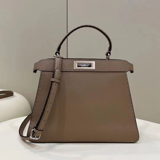 2023 Fendi Peekaboo ISeeU Medium