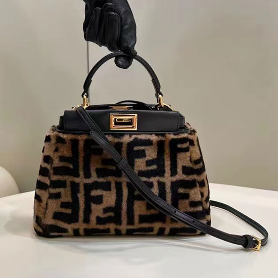2023 Fendi Peekaboo Small