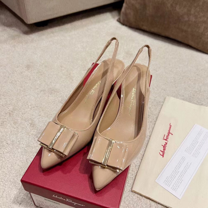 2023 Ferragamo women shoes