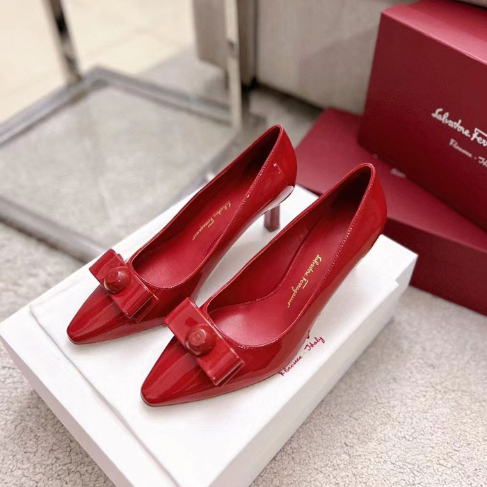 2023 Ferragamo women shoes
