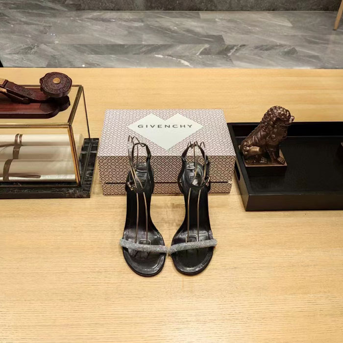 2023 Givenchy women shoes