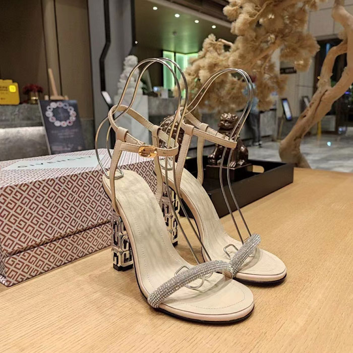 2023 Givenchy women shoes