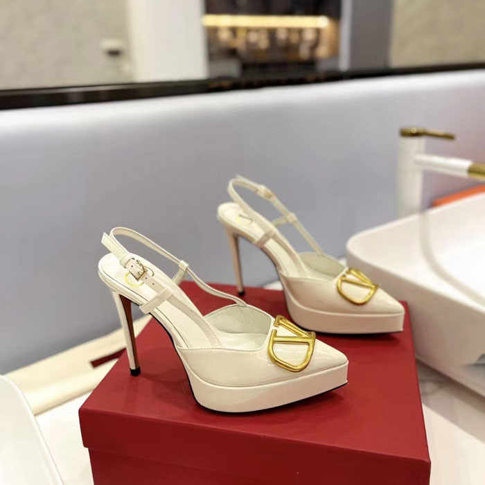 2023 Valentino women shoes
