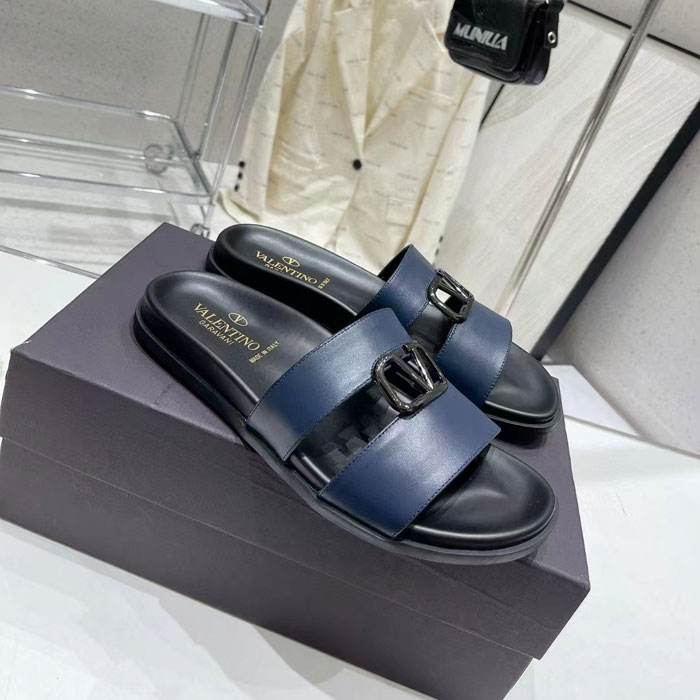 2023 Valentino women shoes