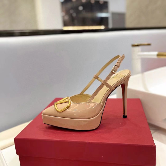 2023 Valentino women shoes
