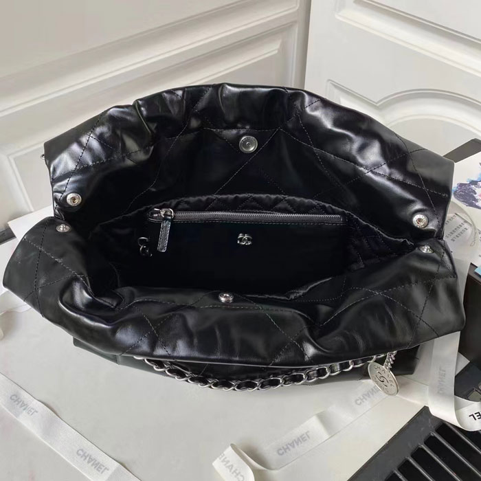 2024 CHANEL 22 HANDBAG