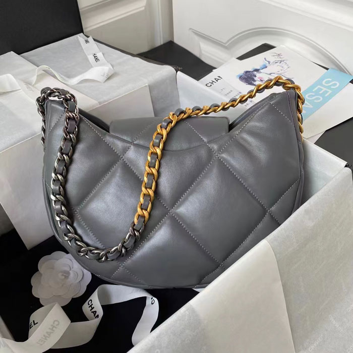 2024 CHANEL HOBO BAG