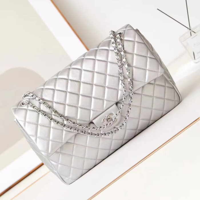 2024 CHANEL MAX HANDBAG