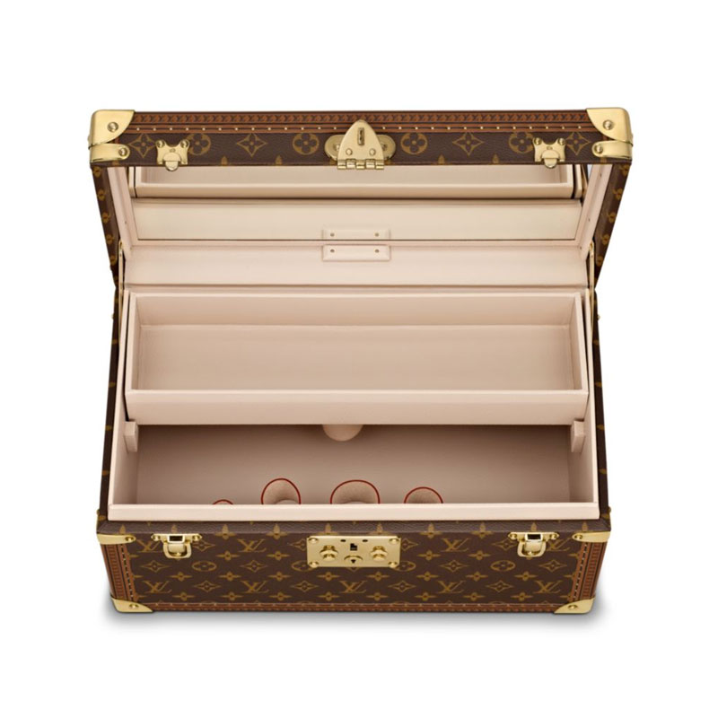 CASE WITH MIRROR