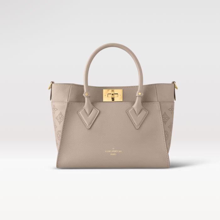 Louis vuitton On My Side PM