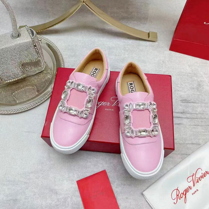 Roger Vivier shoes 2023