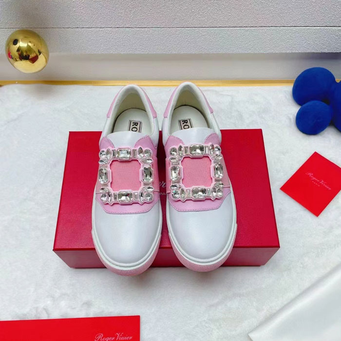 Roger Vivier shoes 2023